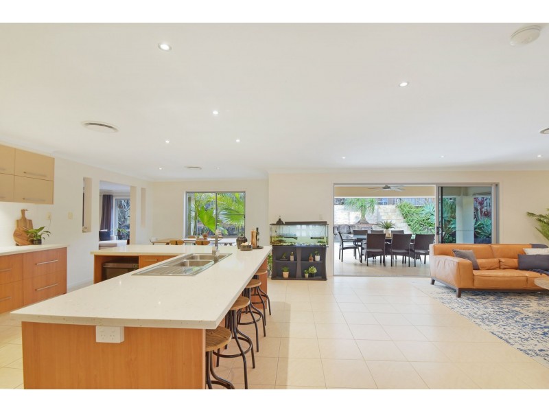 14 Molonglo Close, Reedy Creek QLD 4227