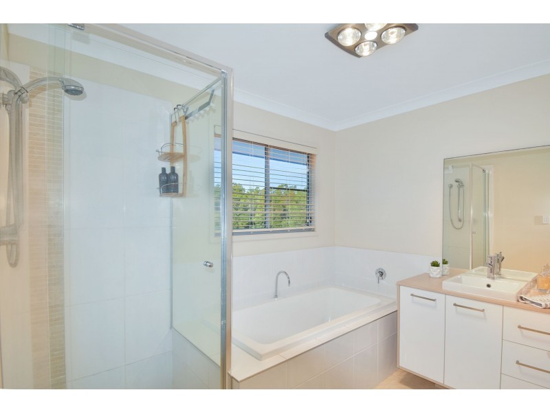 14 Molonglo Close, Reedy Creek QLD 4227