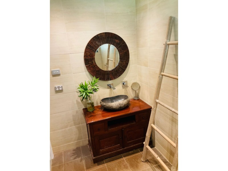 11 Yannarie Crescent, Dampier WA 6713