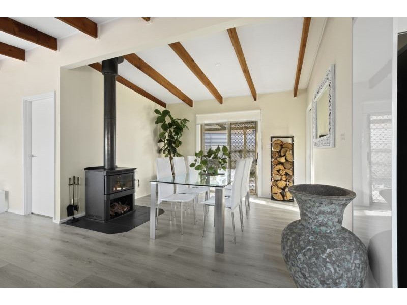 6b Bills Street, Lakes Entrance VIC 3909