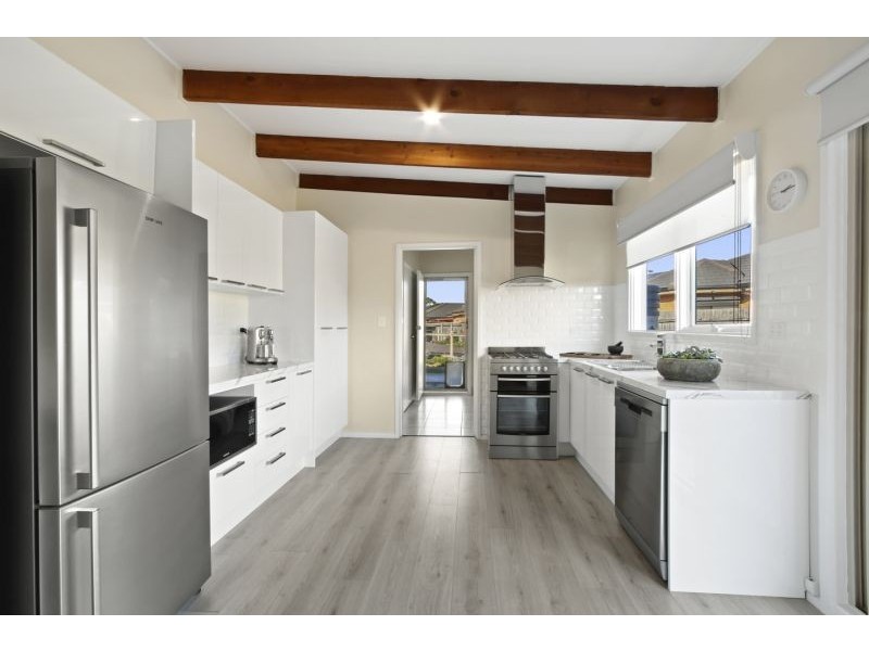 6b Bills Street, Lakes Entrance VIC 3909