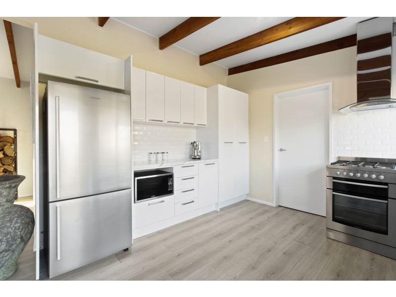 6b Bills Street, Lakes Entrance VIC 3909