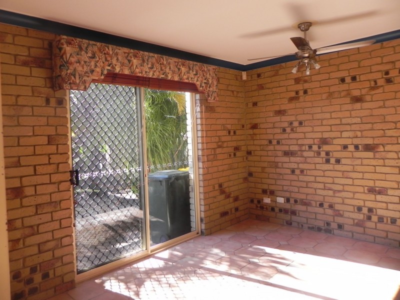 28 Aimee Drive, Urangan QLD 4655