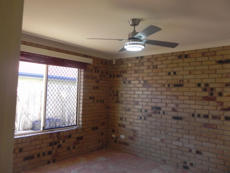 28 Aimee Drive, Urangan QLD 4655