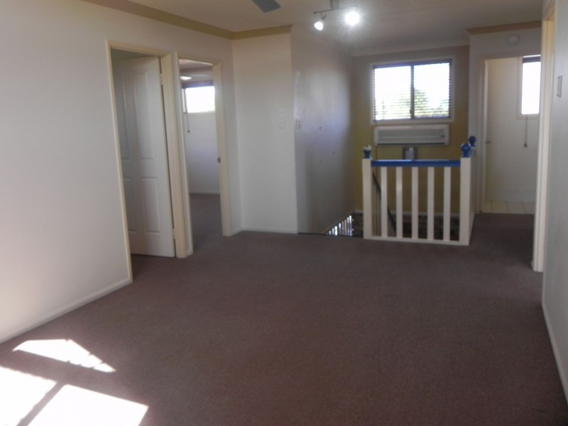 28 Aimee Drive, Urangan QLD 4655