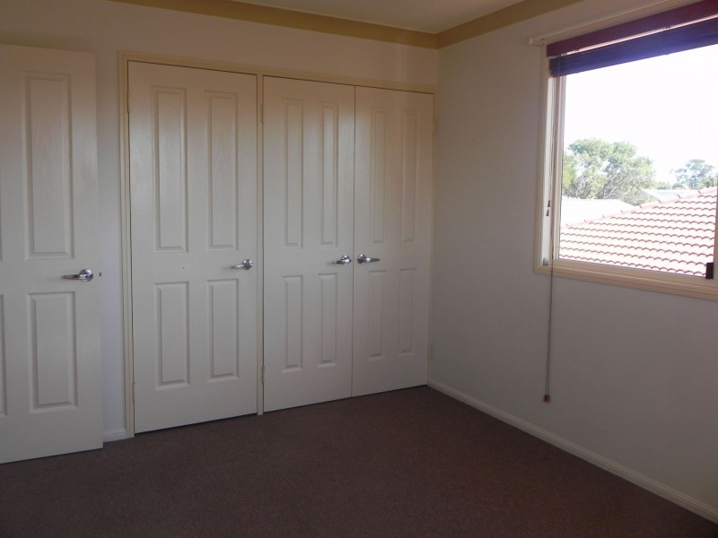 28 Aimee Drive, Urangan QLD 4655