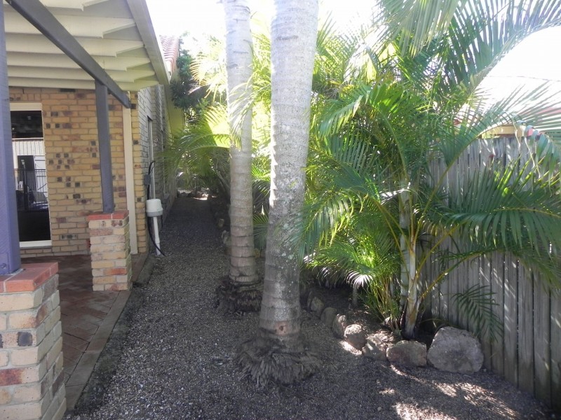 28 Aimee Drive, Urangan QLD 4655