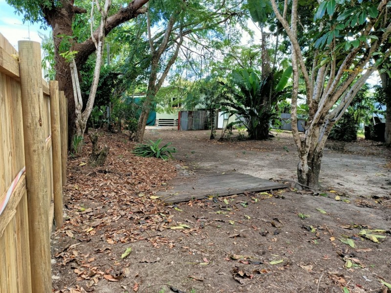 530 Varley St, Yorkeys Knob QLD 4878
