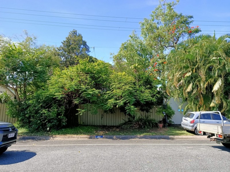 530 Varley St, Yorkeys Knob QLD 4878