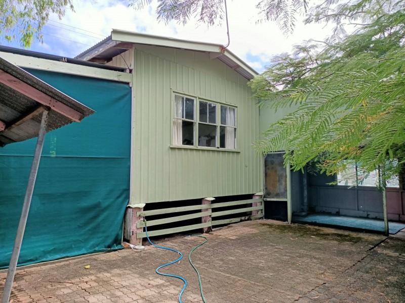 530 Varley St, Yorkeys Knob QLD 4878