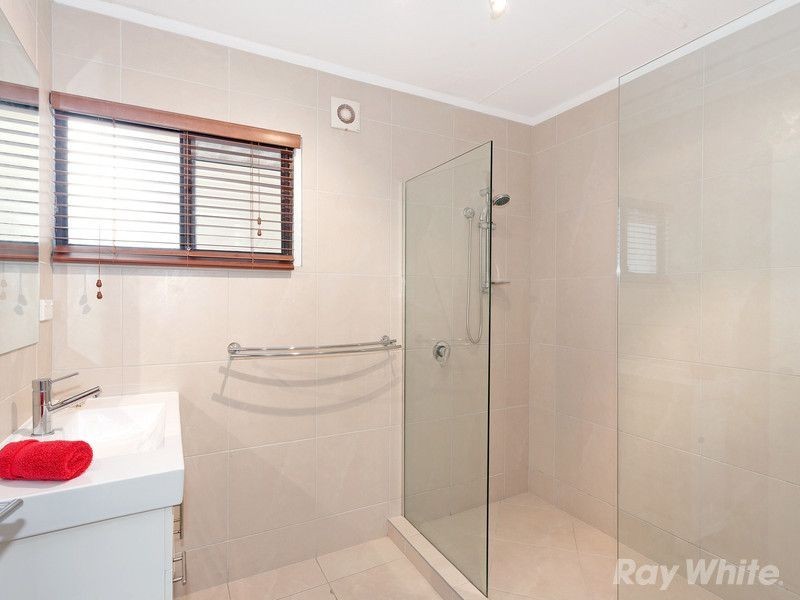 25 Jones Parade, Coolum Beach QLD 4573