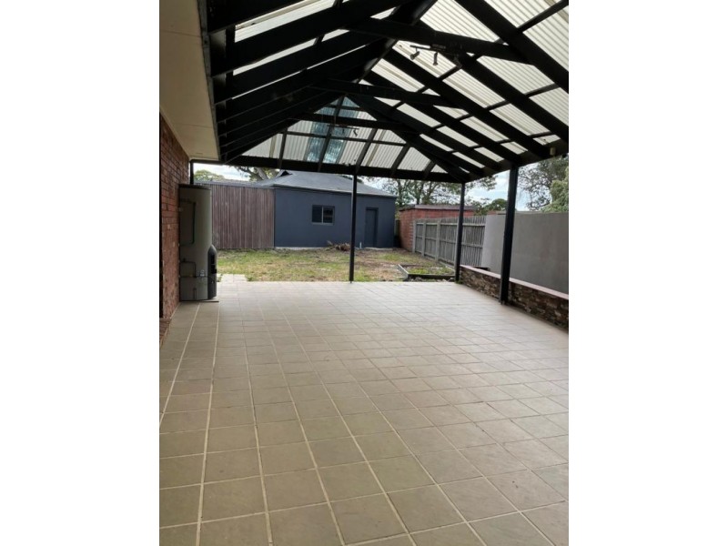 2 Birch Place, Sale VIC 3850