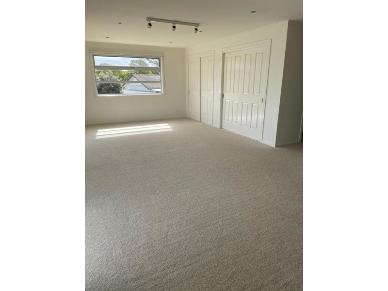 2 Birch Place, Sale VIC 3850