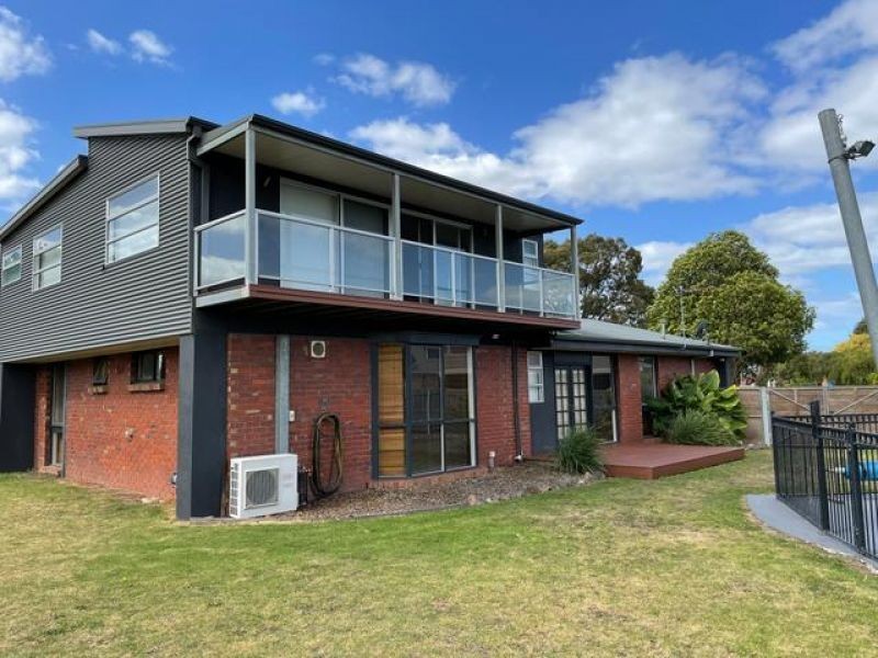 2 Birch Place, Sale VIC 3850