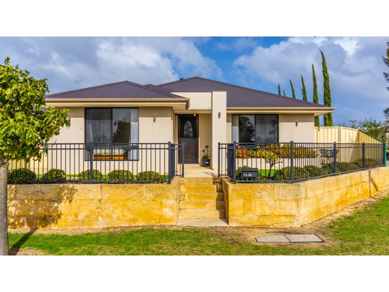 90 Macquarie Blvd, Hammond Park WA 6164