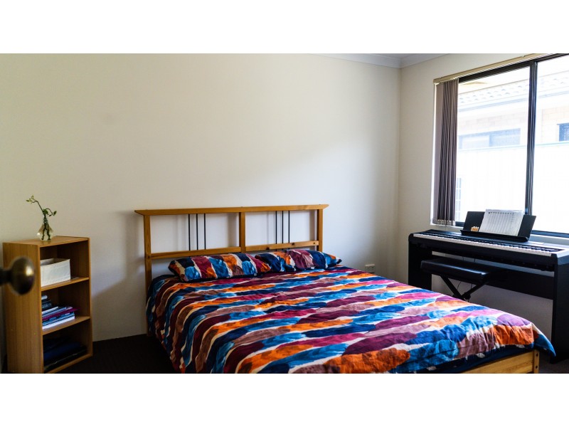 90 Macquarie Blvd, Hammond Park WA 6164