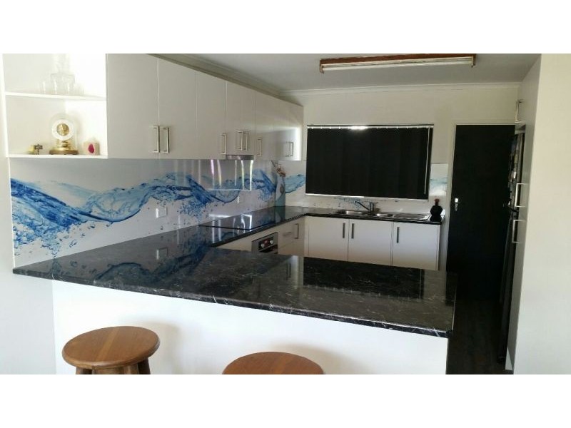 2-4 Mylne Court, Torquay QLD 4655