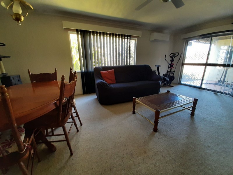 2-4 Mylne Court, Torquay QLD 4655
