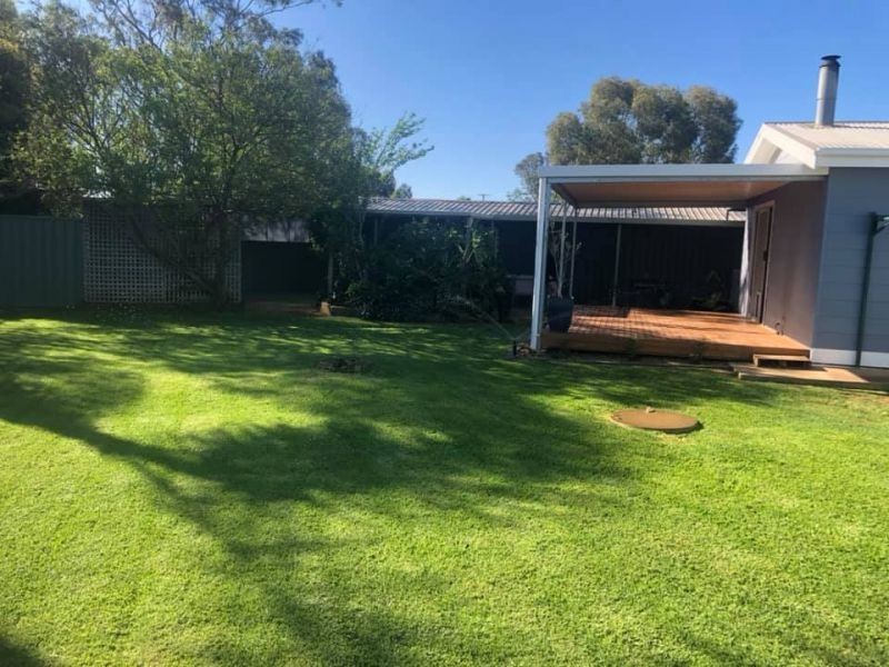 287 Eighth St, Renmark North SA 5341
