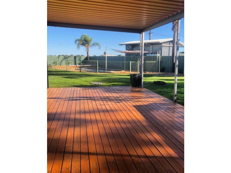 287 Eighth St, Renmark North SA 5341