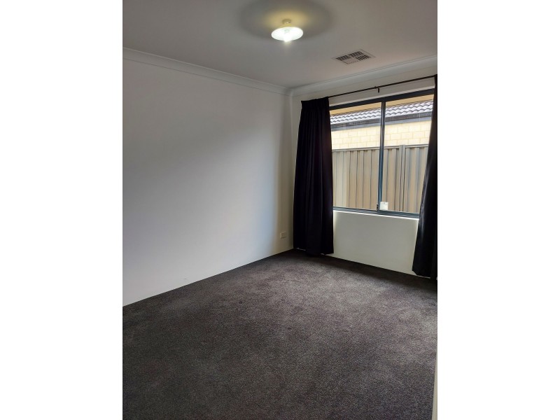 10 Aventurine way, Byford WA 6122