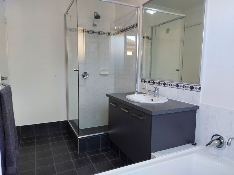 10 Aventurine way, Byford WA 6122