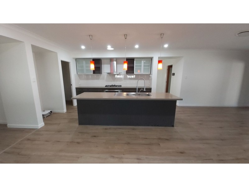 32 Ravensthorpe Street, Ormeau QLD 4208