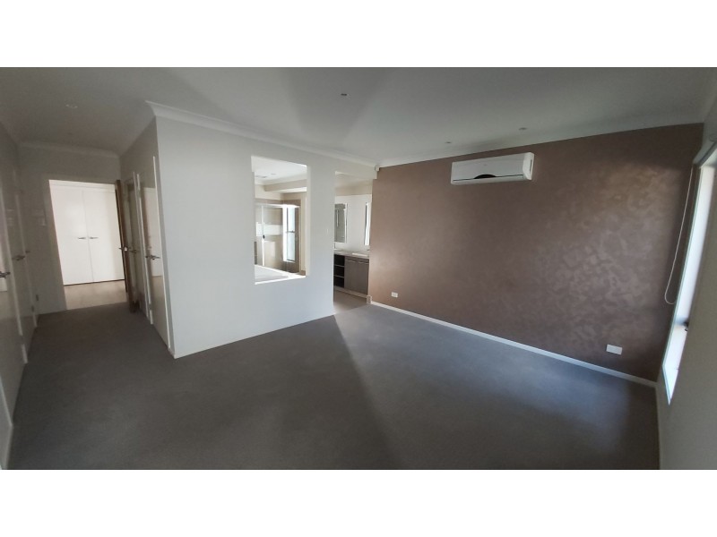 32 Ravensthorpe Street, Ormeau QLD 4208