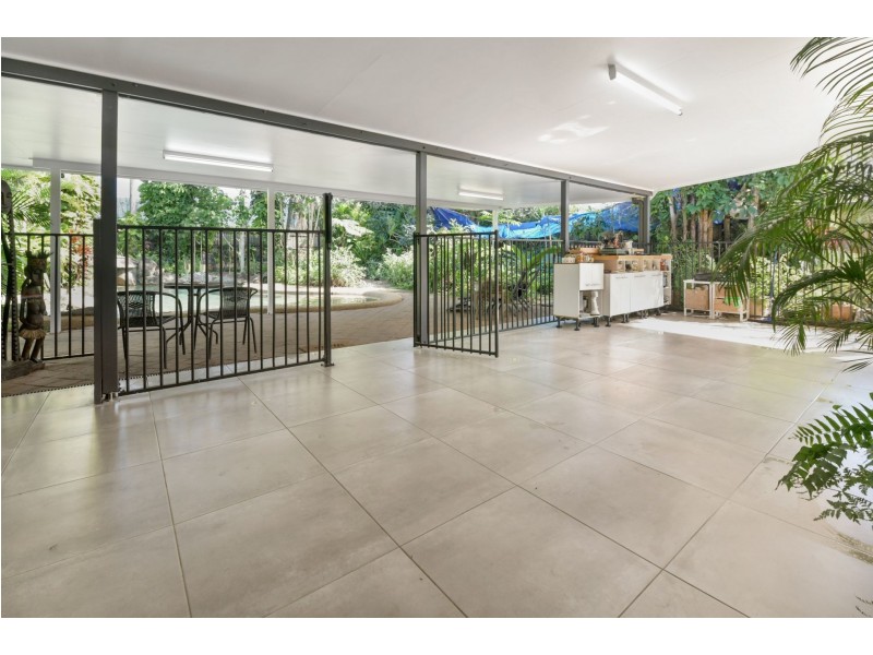 9 Mermaid Close, Bentley Park QLD 4869