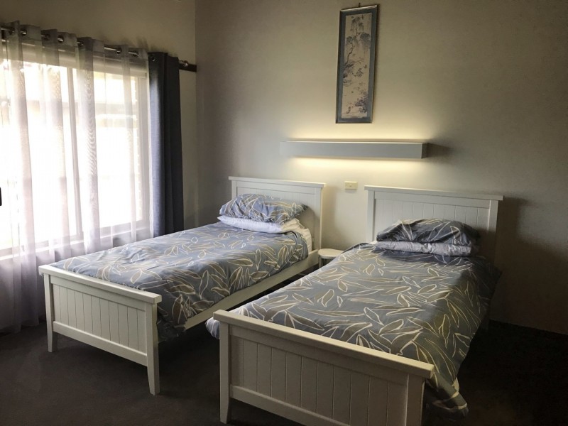 2/4 Caraselle Avenue, Wangaratta VIC 3677