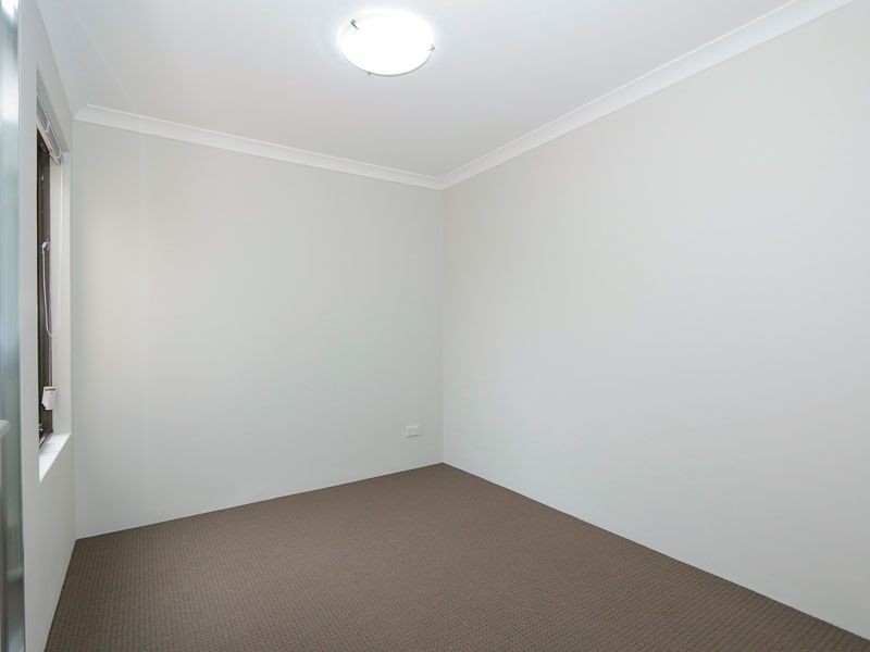 5 Sparkwell Lane, Butler WA 6036