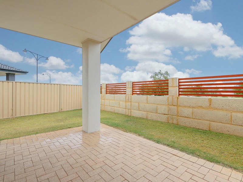 5 Sparkwell Lane, Butler WA 6036