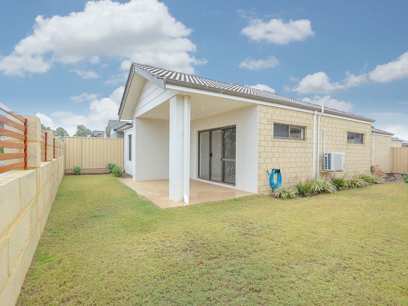 5 Sparkwell Lane, Butler WA 6036