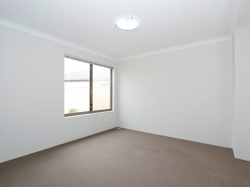 5 Sparkwell Lane, Butler WA 6036