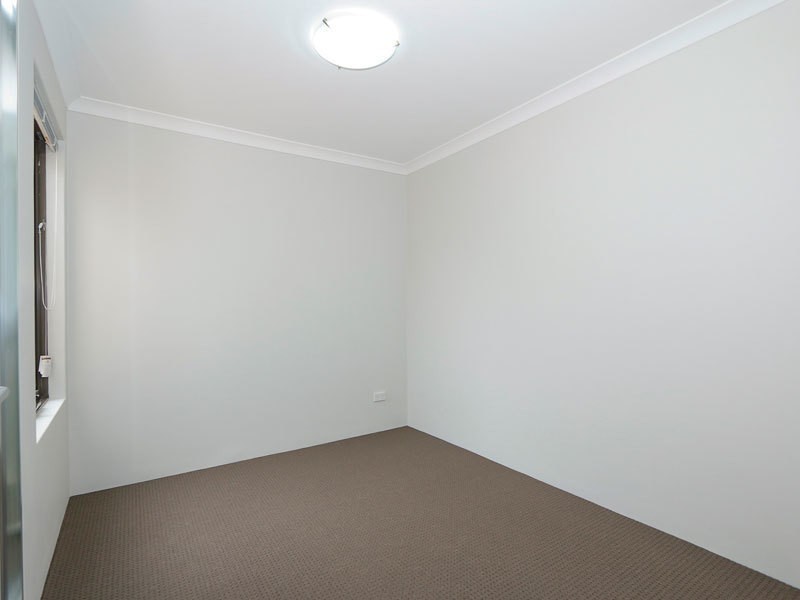 5 Sparkwell Lane, Butler WA 6036