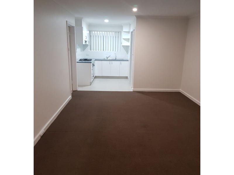 4 Kurrajong Way, Camillo WA 6111