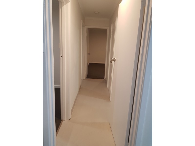 4 Kurrajong Way, Camillo WA 6111