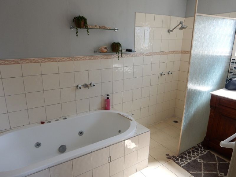 31 Cooper Ave, Campwin Beach QLD 4737