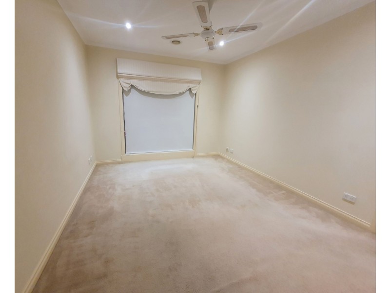 2/17 Swan Walk, Chelsea VIC 3196