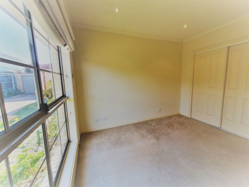 2/17 Swan Walk, Chelsea VIC 3196