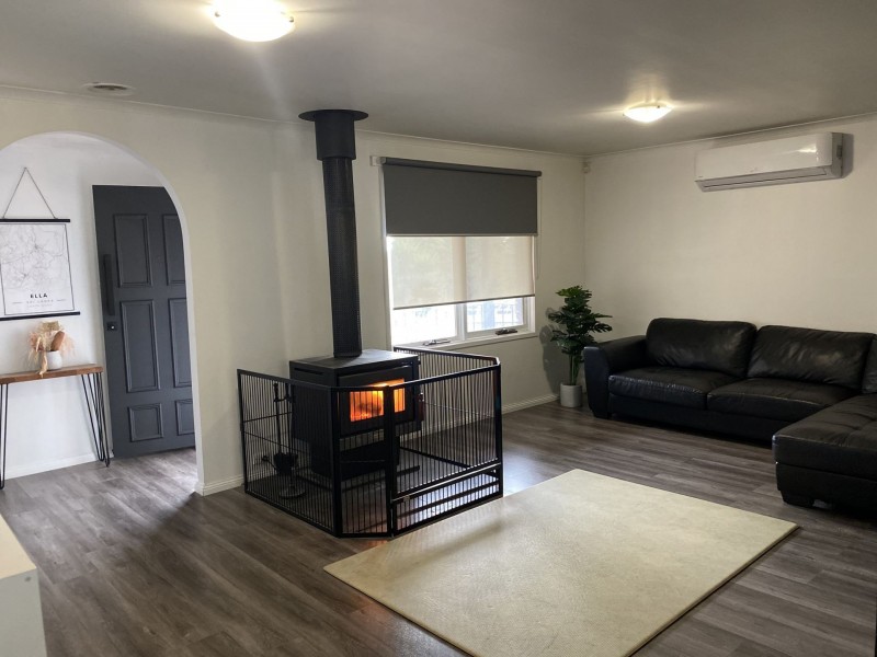 11 Highton Close, Hampton Park VIC 3976