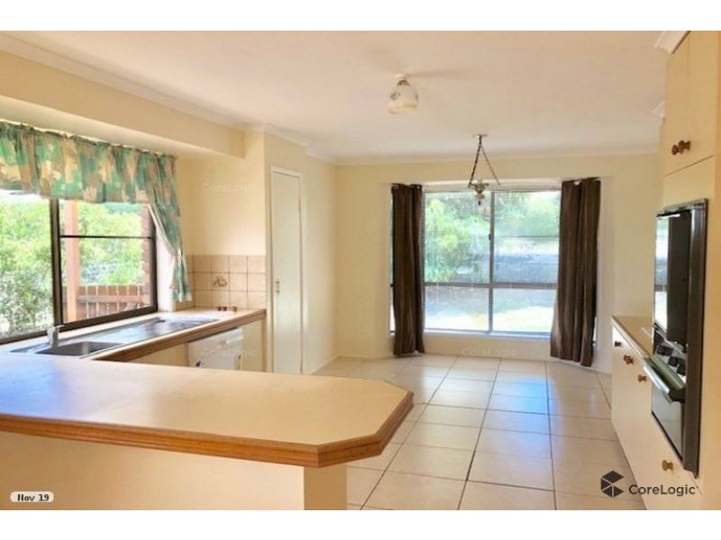 348 West Street, Kearneys Spring QLD 4350