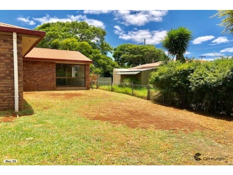 348 West Street, Kearneys Spring QLD 4350