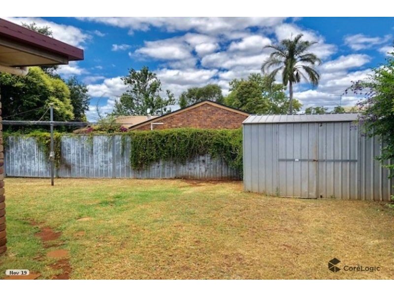 348 West Street, Kearneys Spring QLD 4350