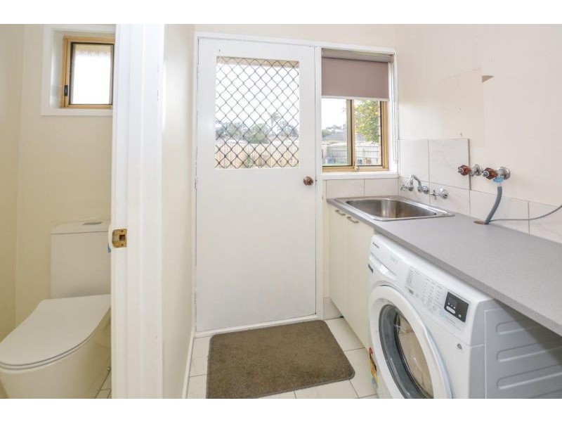 51 Dinwoodie Drive, Newborough VIC 3825