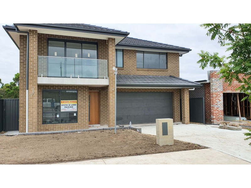 24 Chinnocks Avenue, Campbelltown NSW 2560