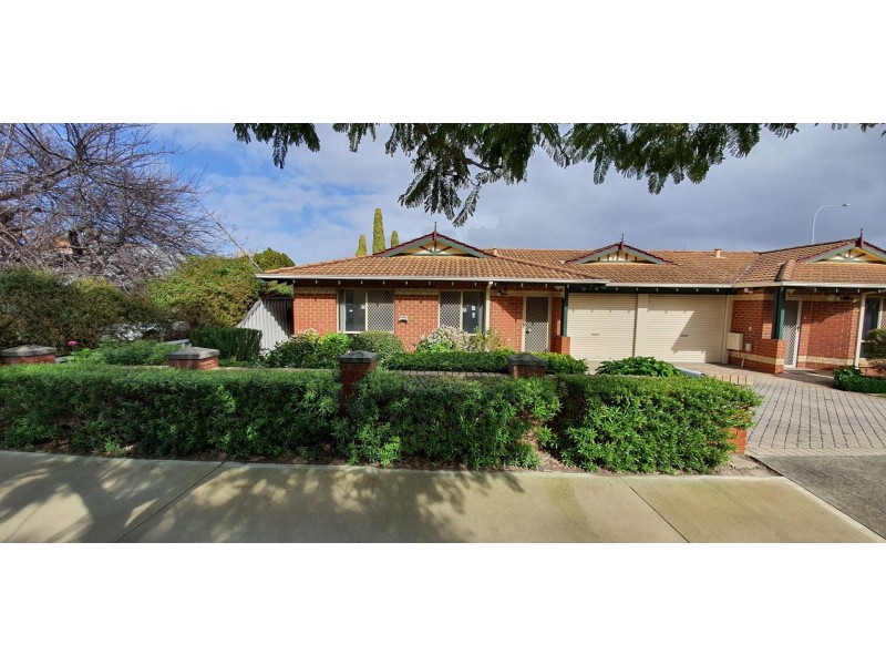 1/104 Surrey Rd, Rivervale WA 6103