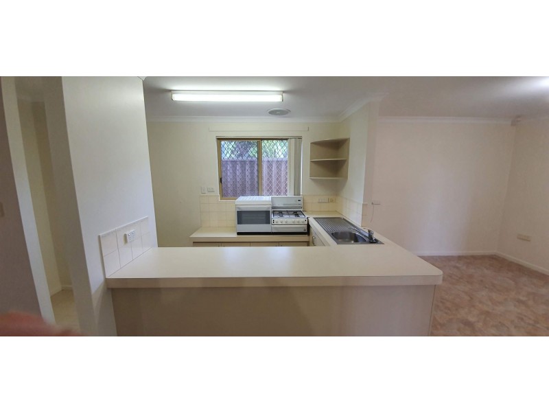 1/104 Surrey Rd, Rivervale WA 6103