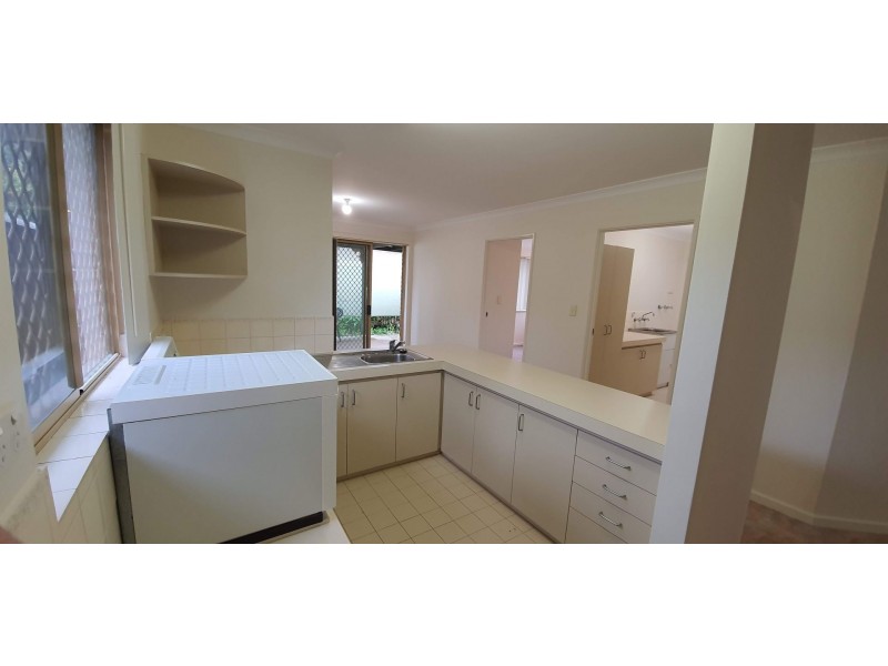 1/104 Surrey Rd, Rivervale WA 6103