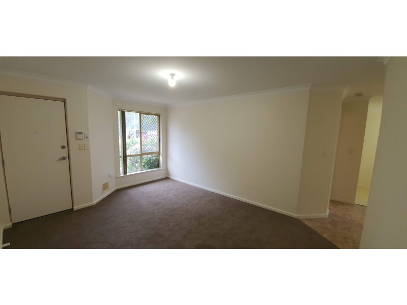 1/104 Surrey Rd, Rivervale WA 6103